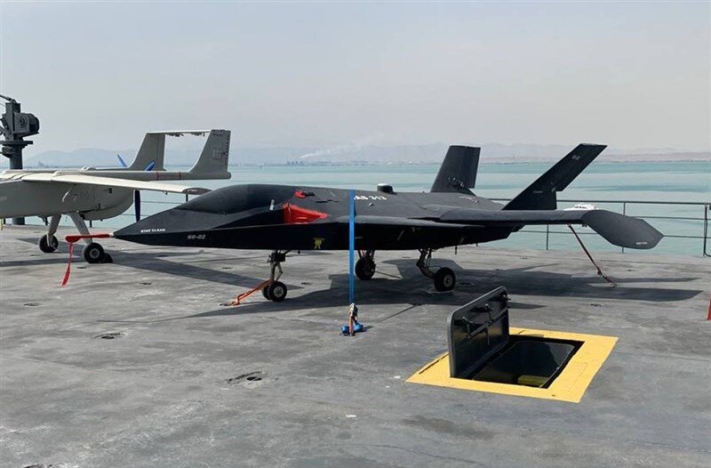 Uninhabited aircraft on board the IRGC NAVY drone for fighting