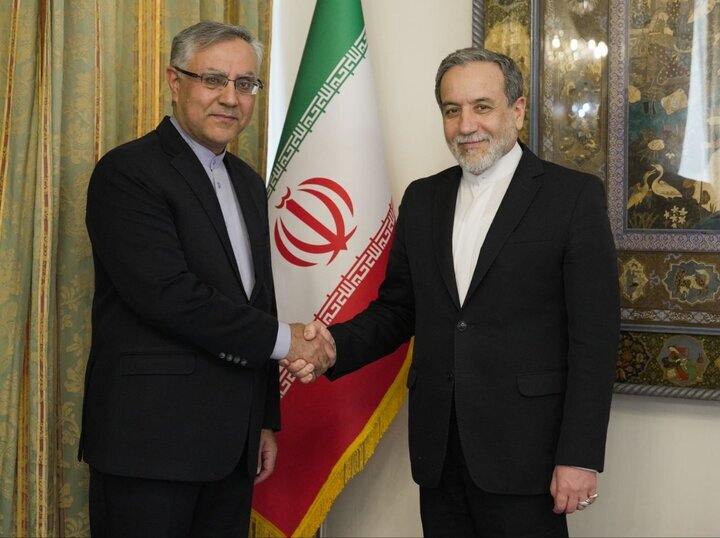Iran’s new envoy to the United Kingdom meets with Foreign Minister Aragici