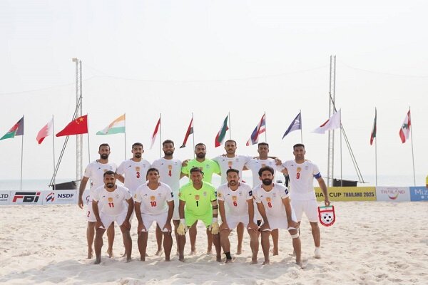 The football team in Iran Beach defeated Indonesia 12-2